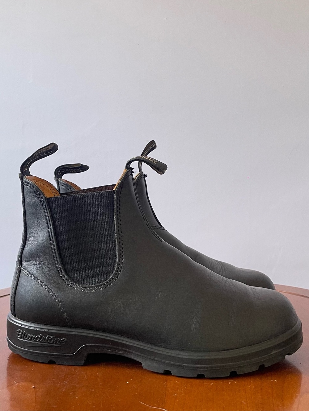 Blundstone 558 Black Leather Classic Chelsea Boots | AU 5.5